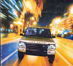 Brochure LAND ROVER DISCOVERY 2.5l D et 4.0l Ess (2002) | LR25 - Ref: LRB/MAR/DIS/CAT/2002/02FR |